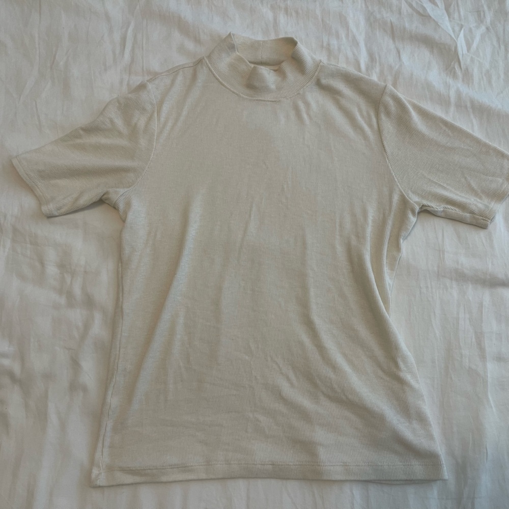 Short Sleeve Ribbed Mock Neck Shirt